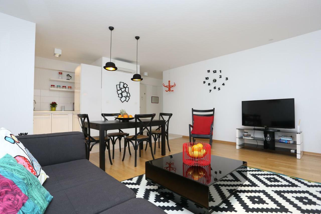 Luxury Apts Leone Split Centre Exterior photo