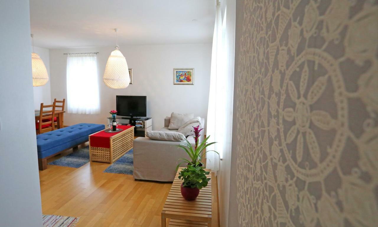 Luxury Apts Leone Split Centre Exterior photo