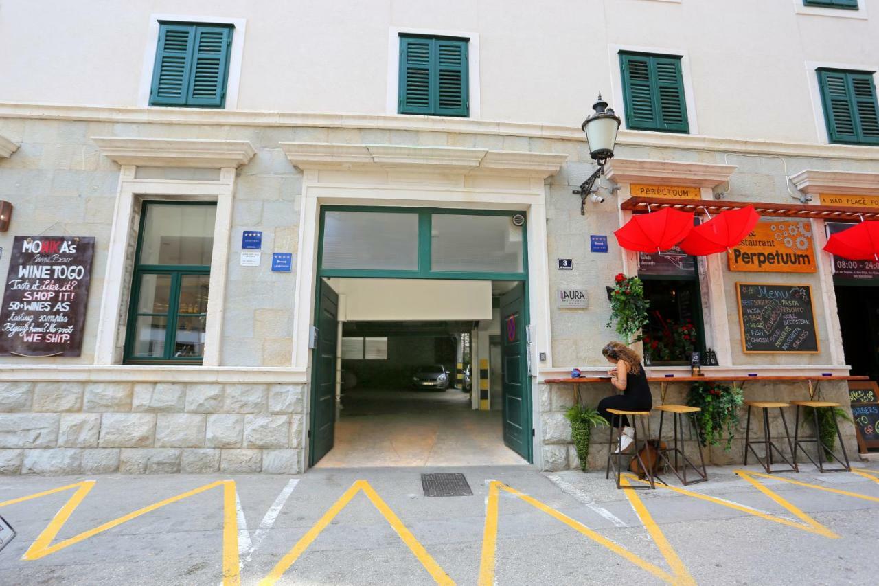 Luxury Apts Leone Split Centre Exterior photo